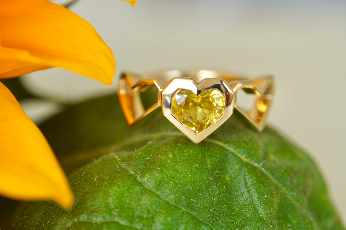 18K Gold Yellow Sapphire Heart Embrace Ring by Tizzy & Co., product view 3