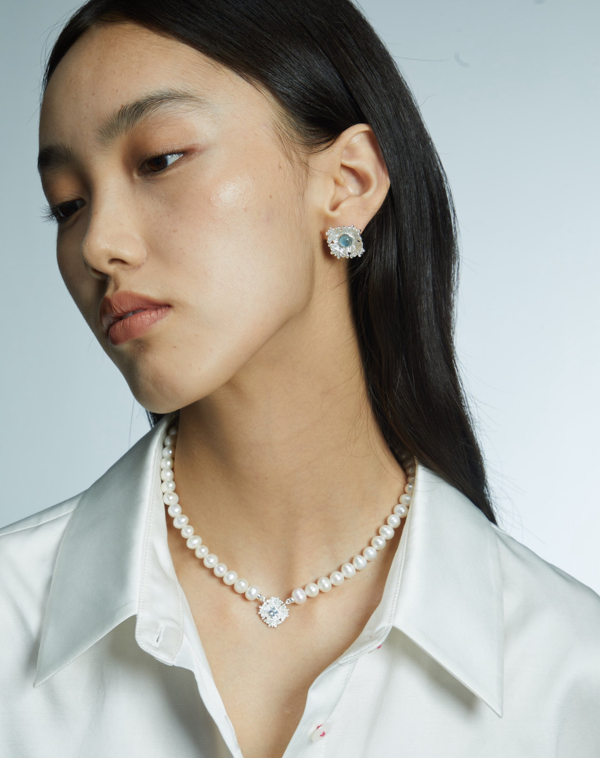 Lacey Blooming Pearl Necklace