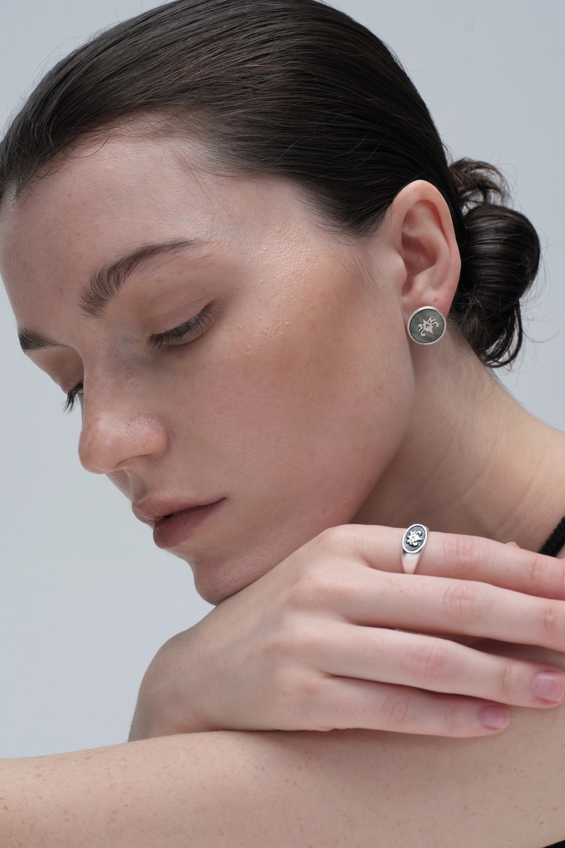 Mother-of-Pearl Floral Stud Earrings — Black