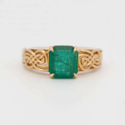 Emerald Bonds Hollow Ring