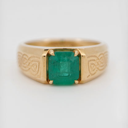 Emerald Bonds Ring