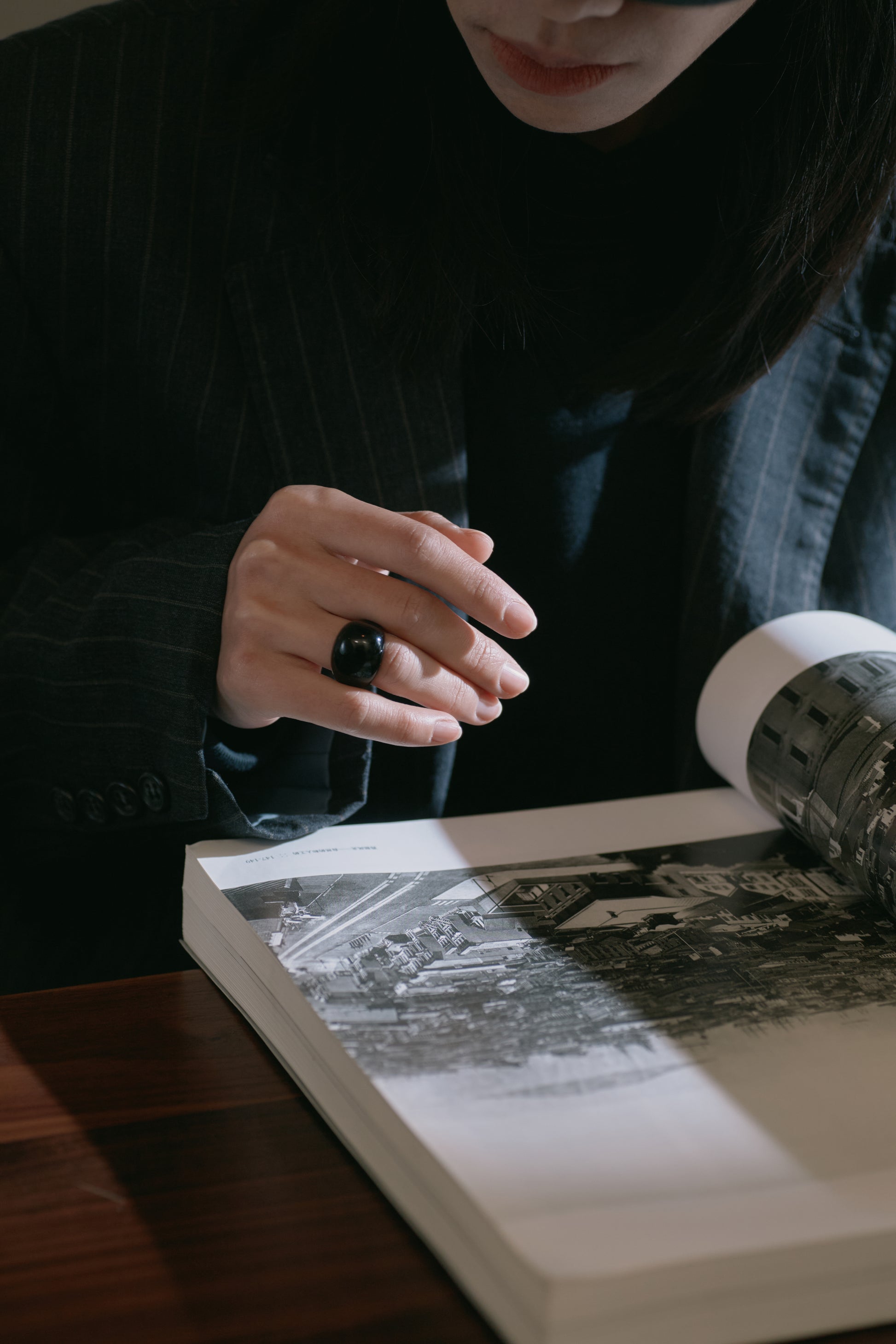 Obsidian Egg Silhouette Ring