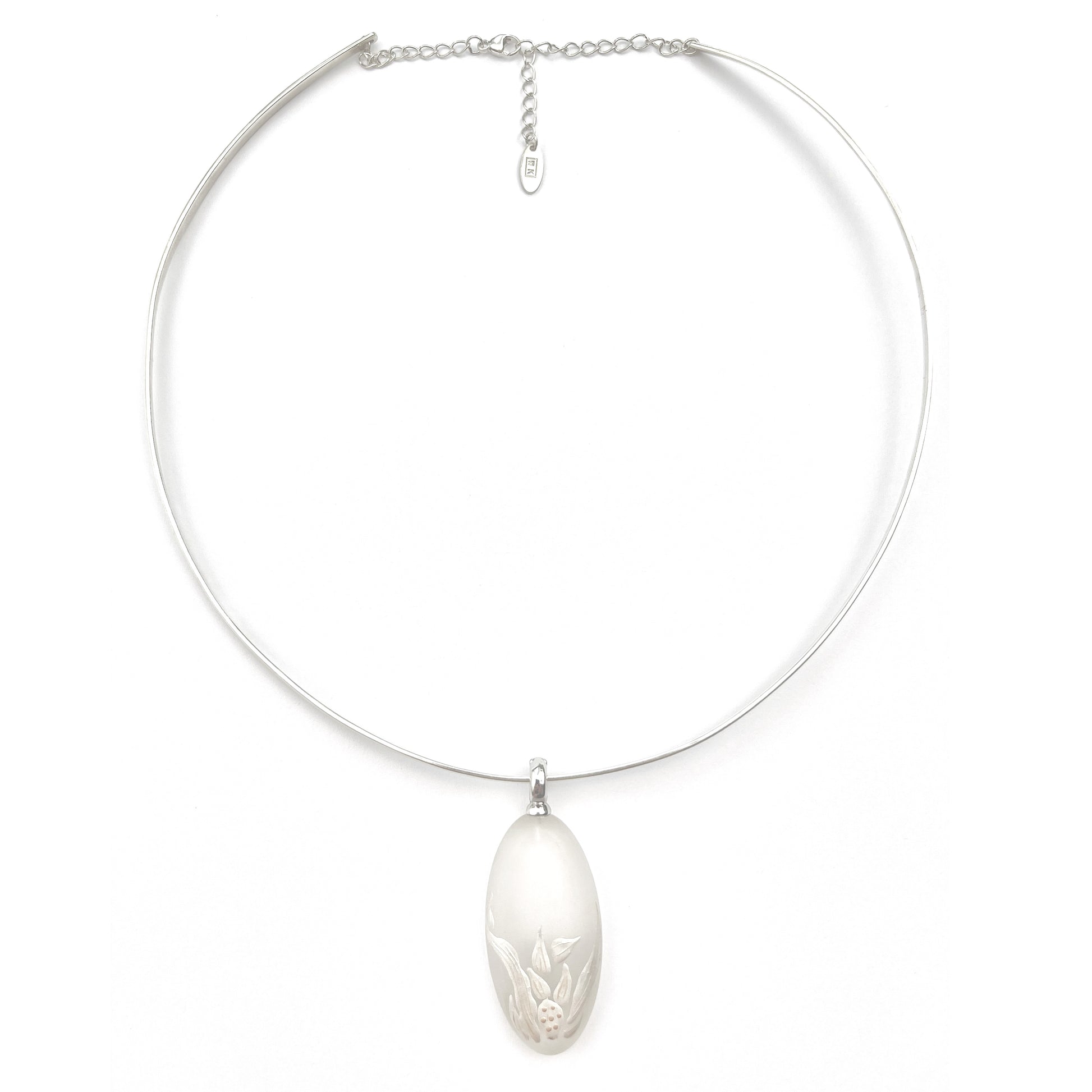 Crystal Hyacinth Lacquer Quasi-Maki-e Pendant Necklace