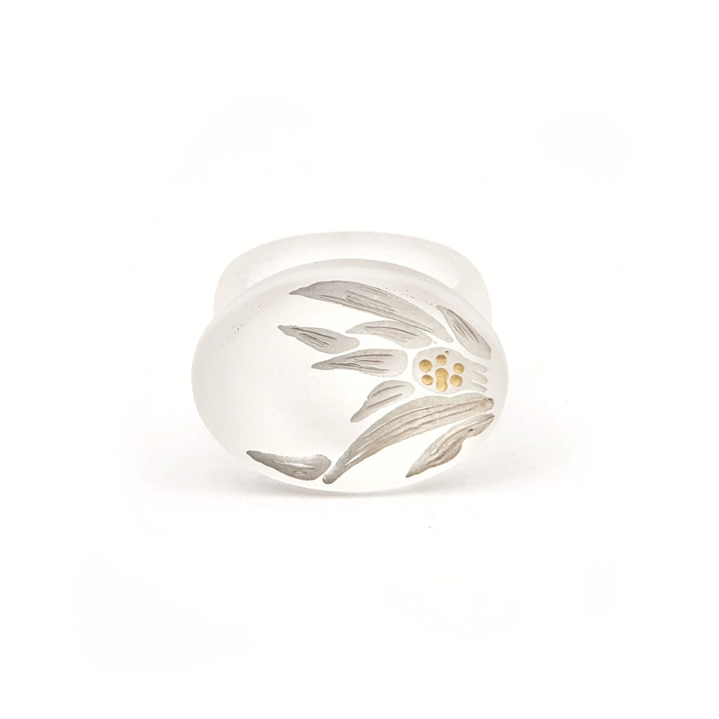 Crystal Hyacinth Lacquer Quasi-Maki-e Ring — Silver ring with floral design on a white background