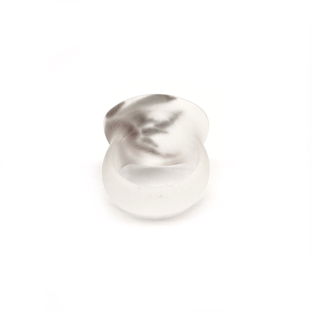 Crystal Hyacinth Lacquer Quasi-Maki-e Ring — Silver ring with a textured surface on a white background