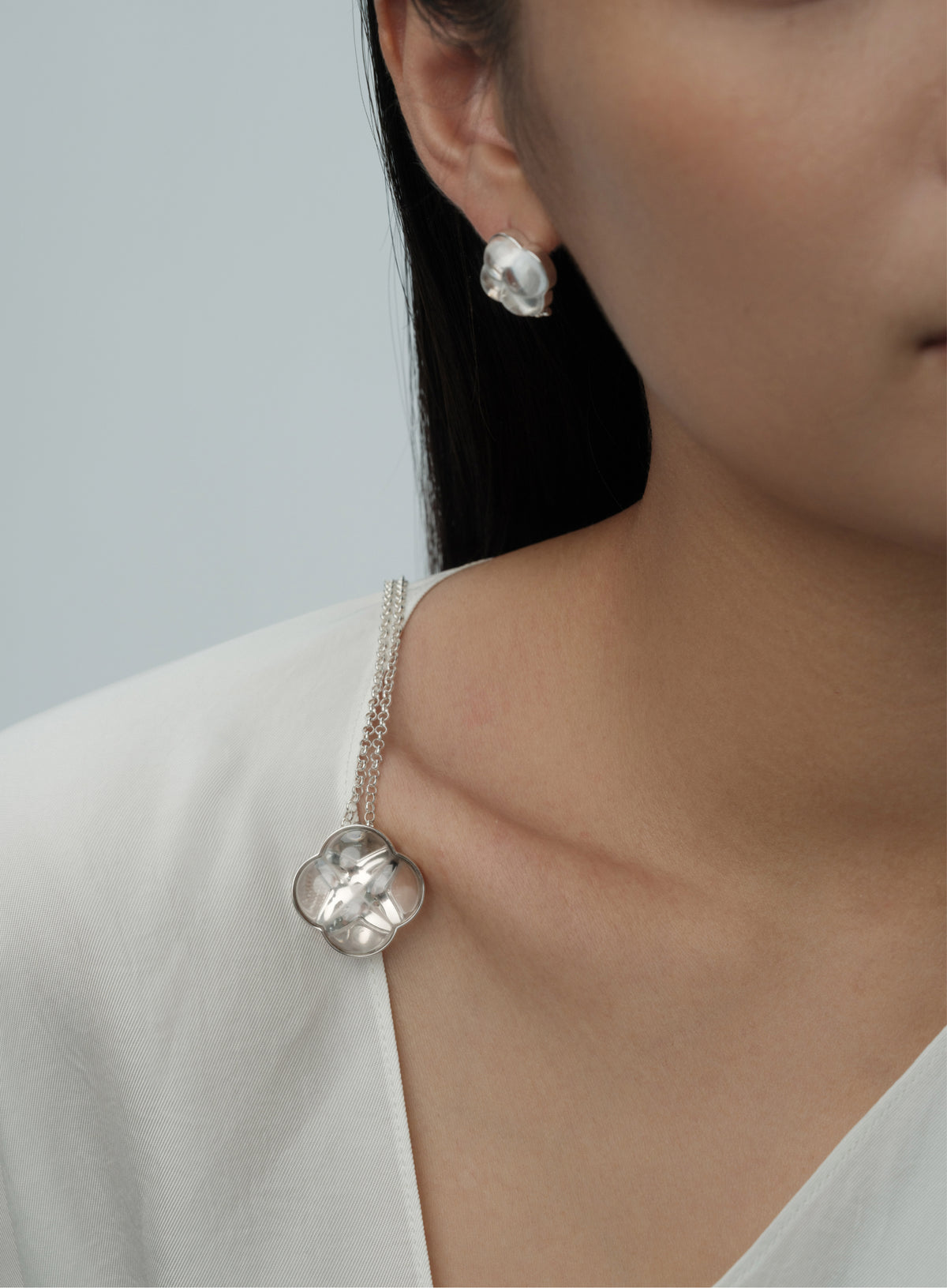 Eternal Knot Crystal Modular by Aesth & Util, shared product detail