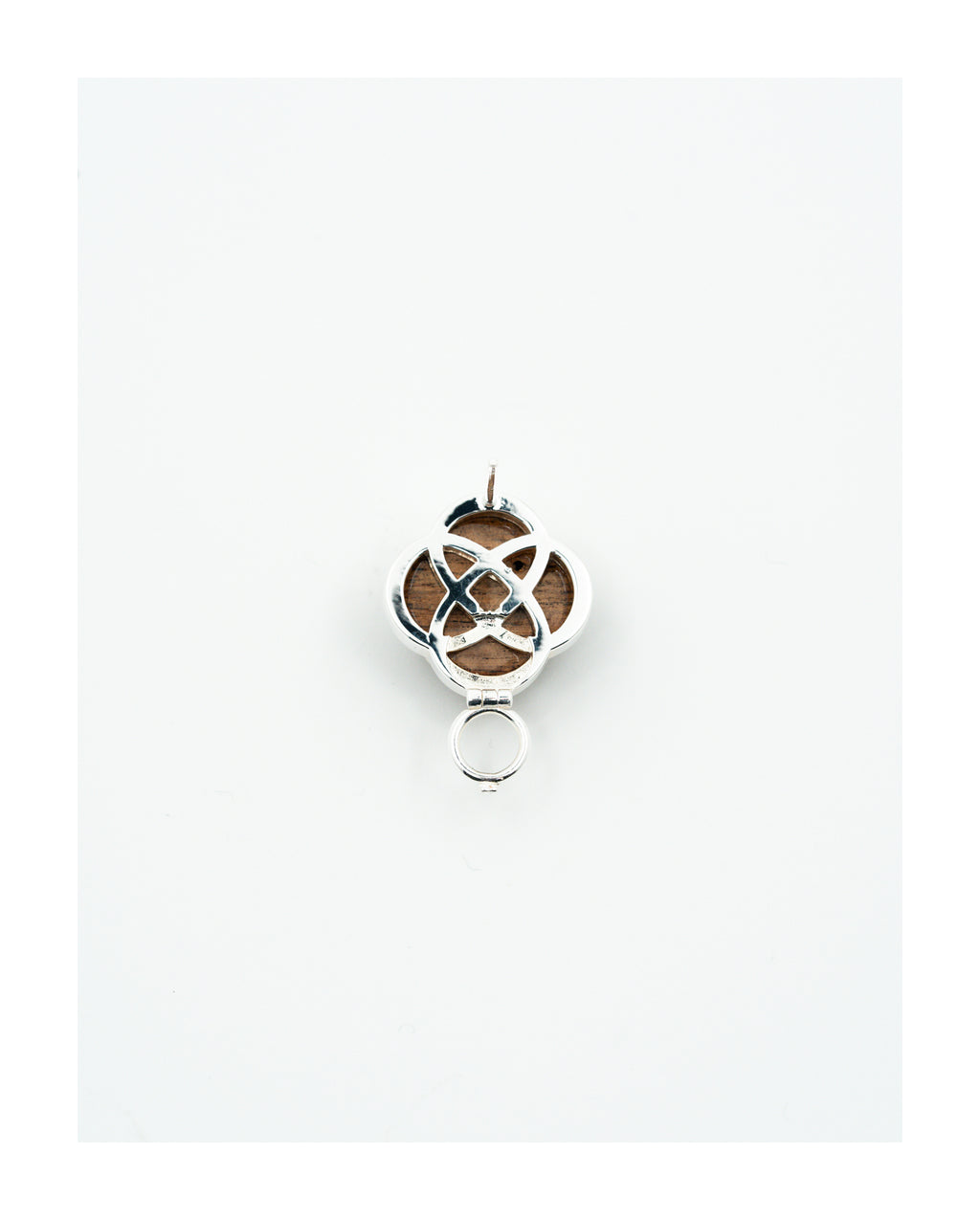 Eternal Knot by Aesth & Util, shared product detail