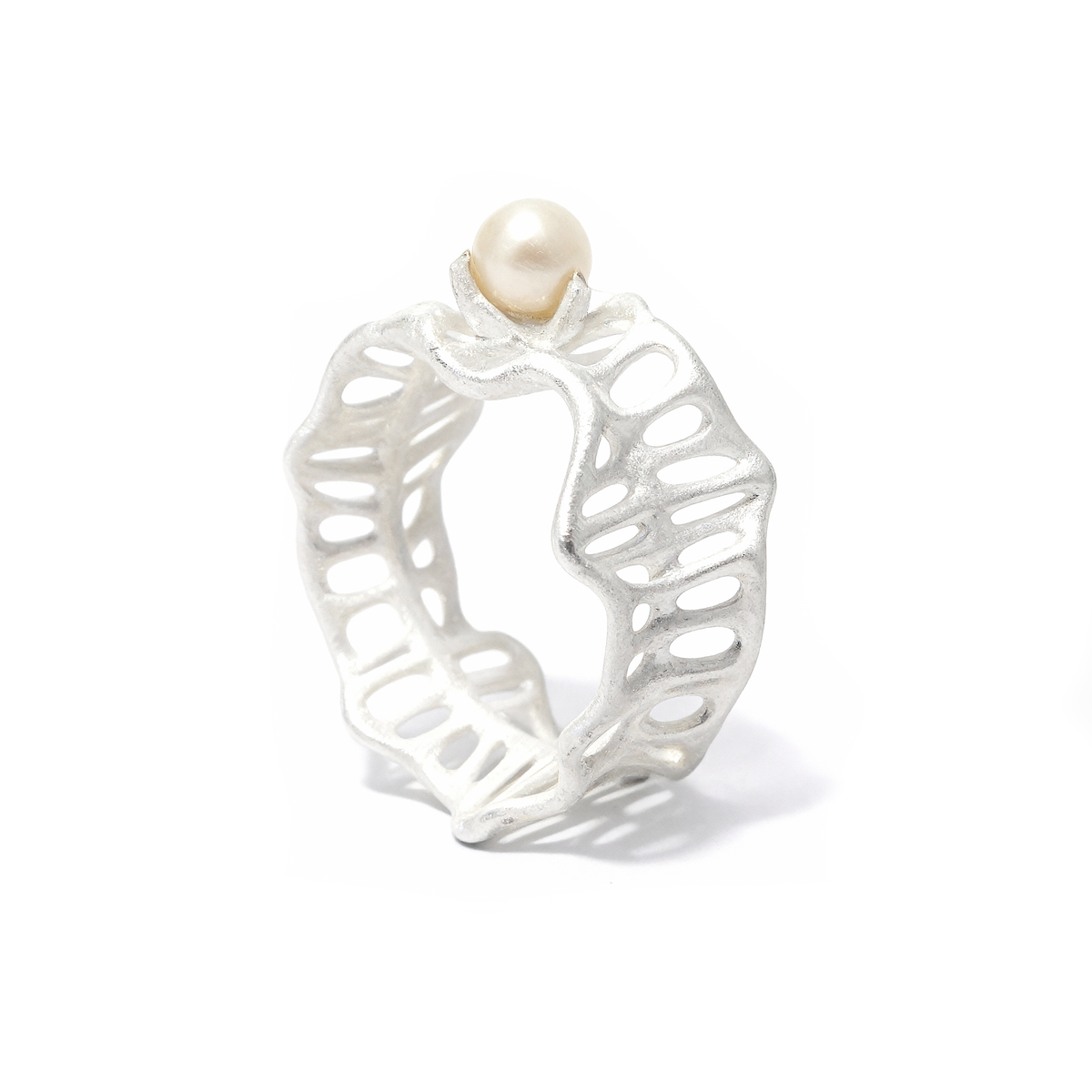 Leaf Vein Pearl Band Ring by INVERMAGE, product view 1