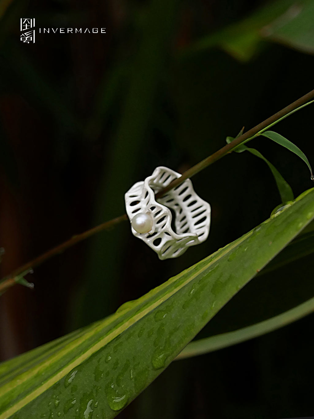 Leaf Vein Pearl Band Ring by INVERMAGE, product view 3