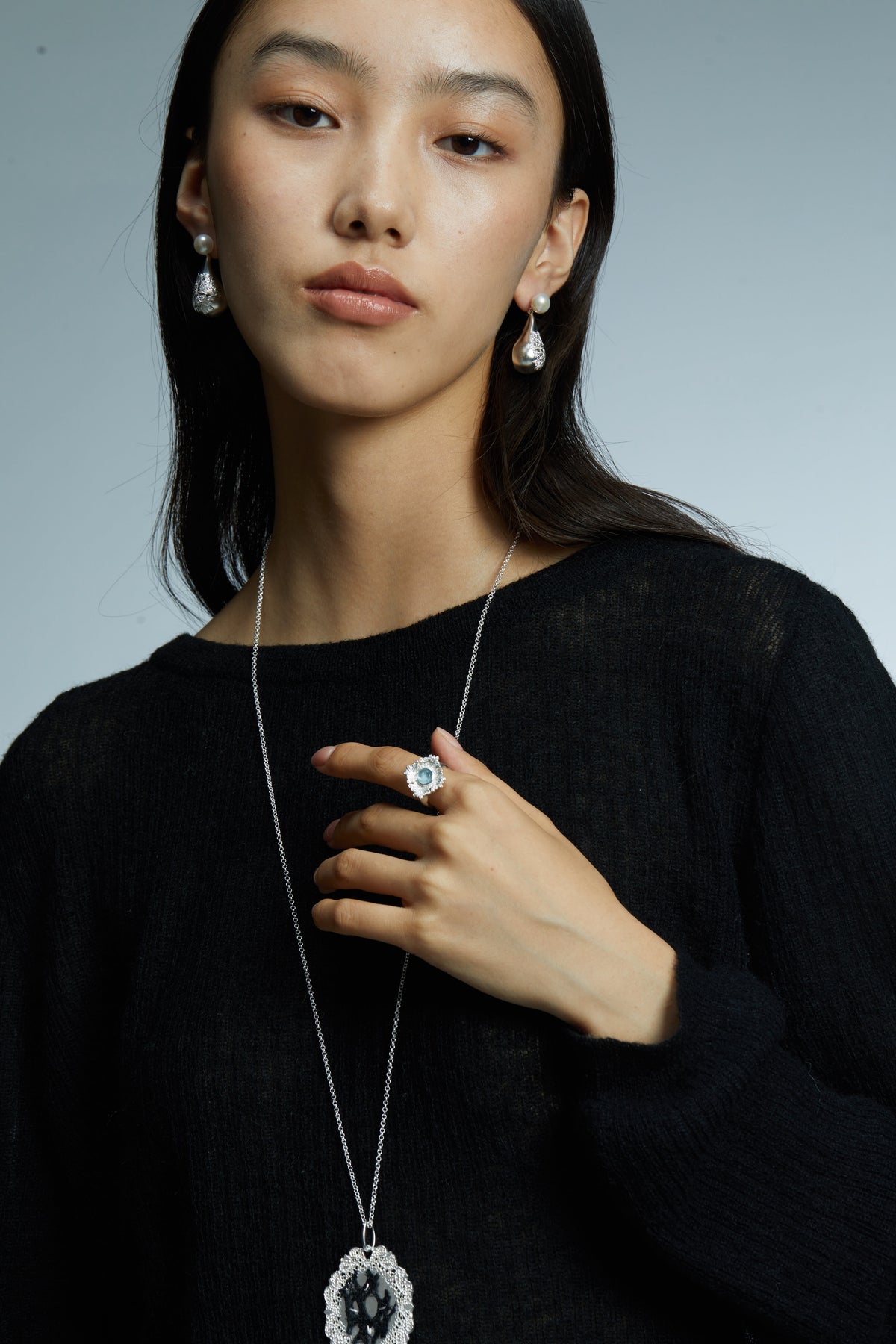 Pearl Relief Drop Earrings by Luna-mi, product view 3