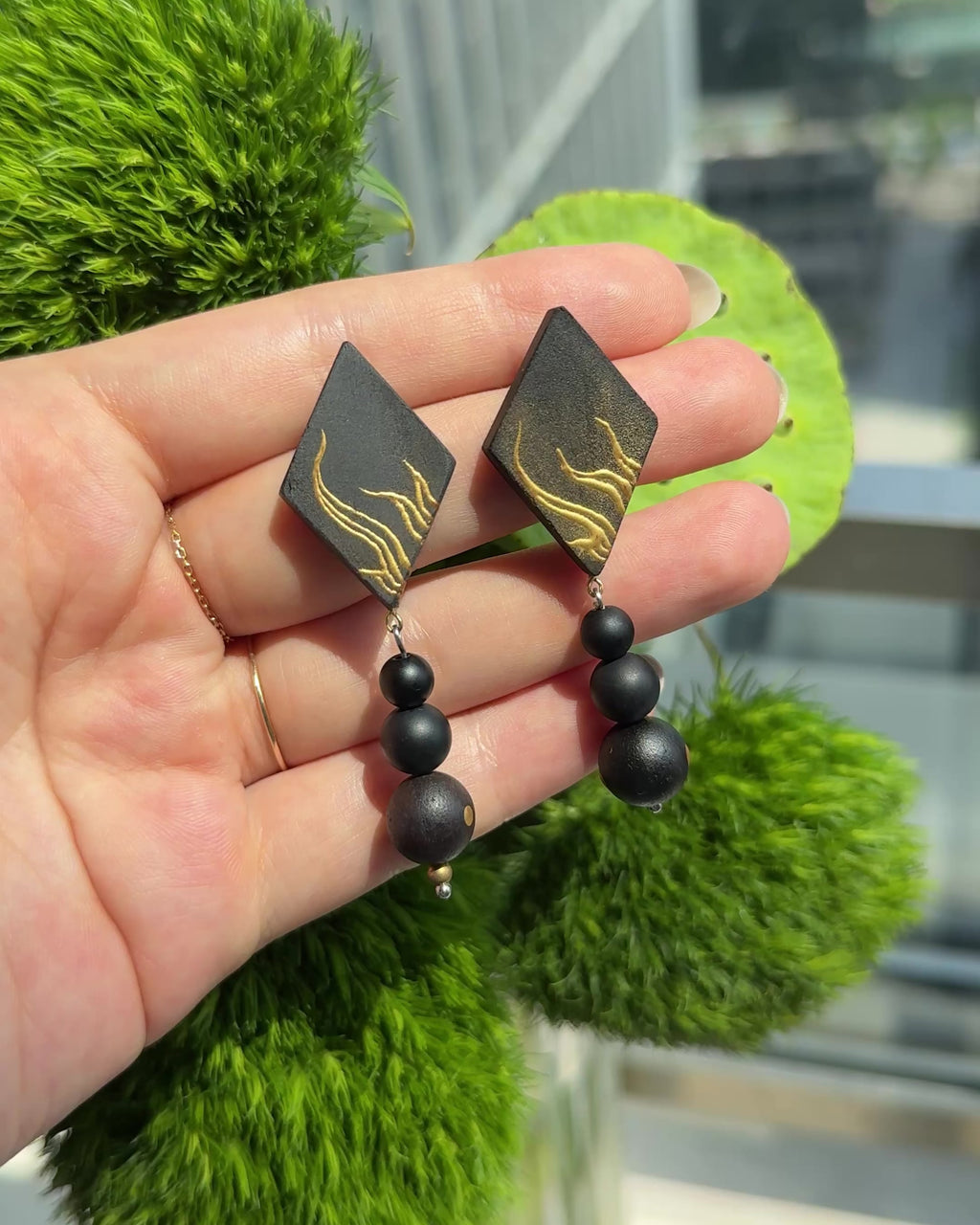 Rising Mountain Lacquer Quasi-Maki-e Earrings