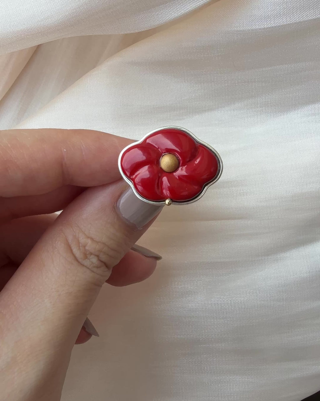 Red Peach Lacquer Quasi-Maki-e Blossom Ring