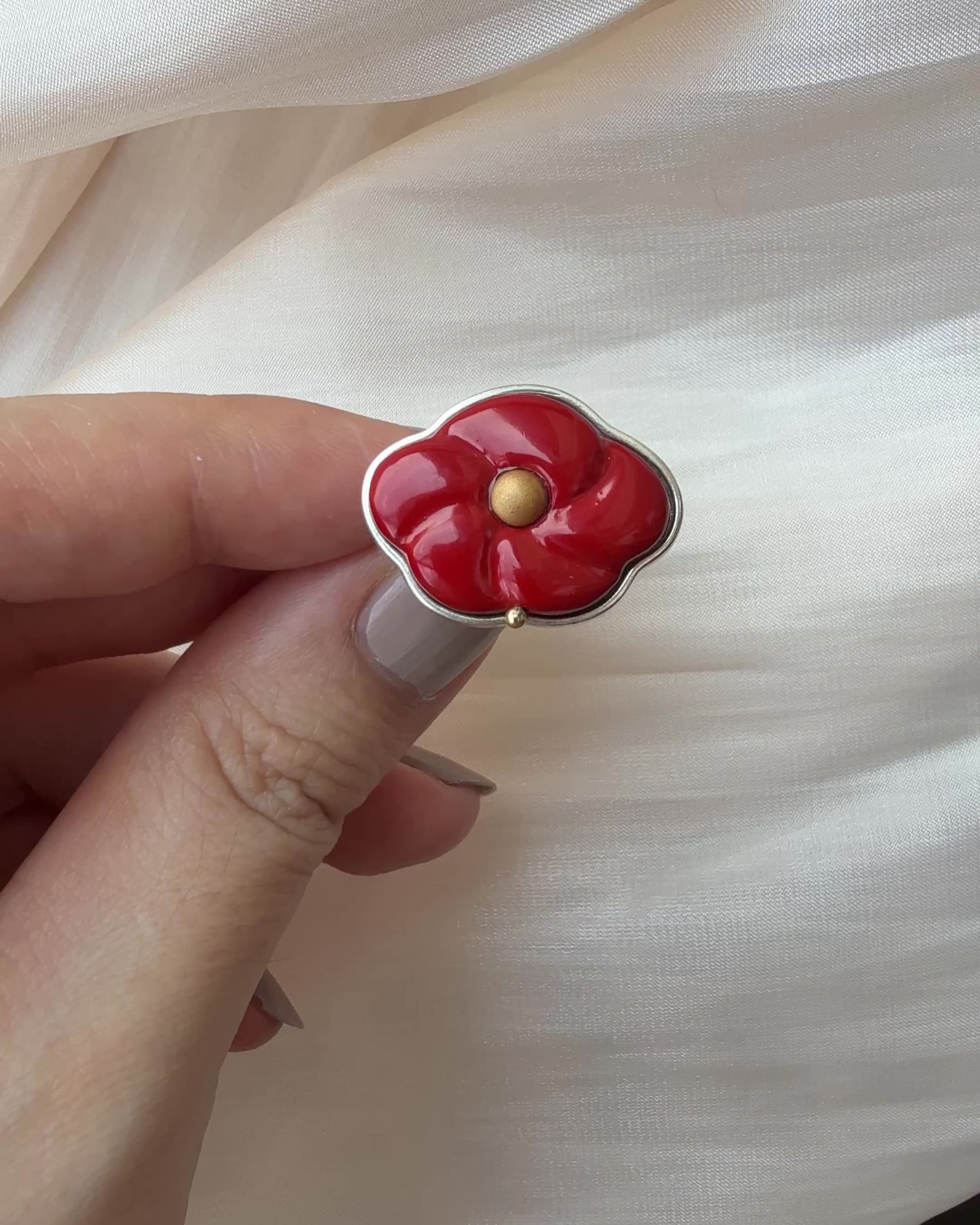 Red Peach Lacquer Quasi-Maki-e Blossom Ring