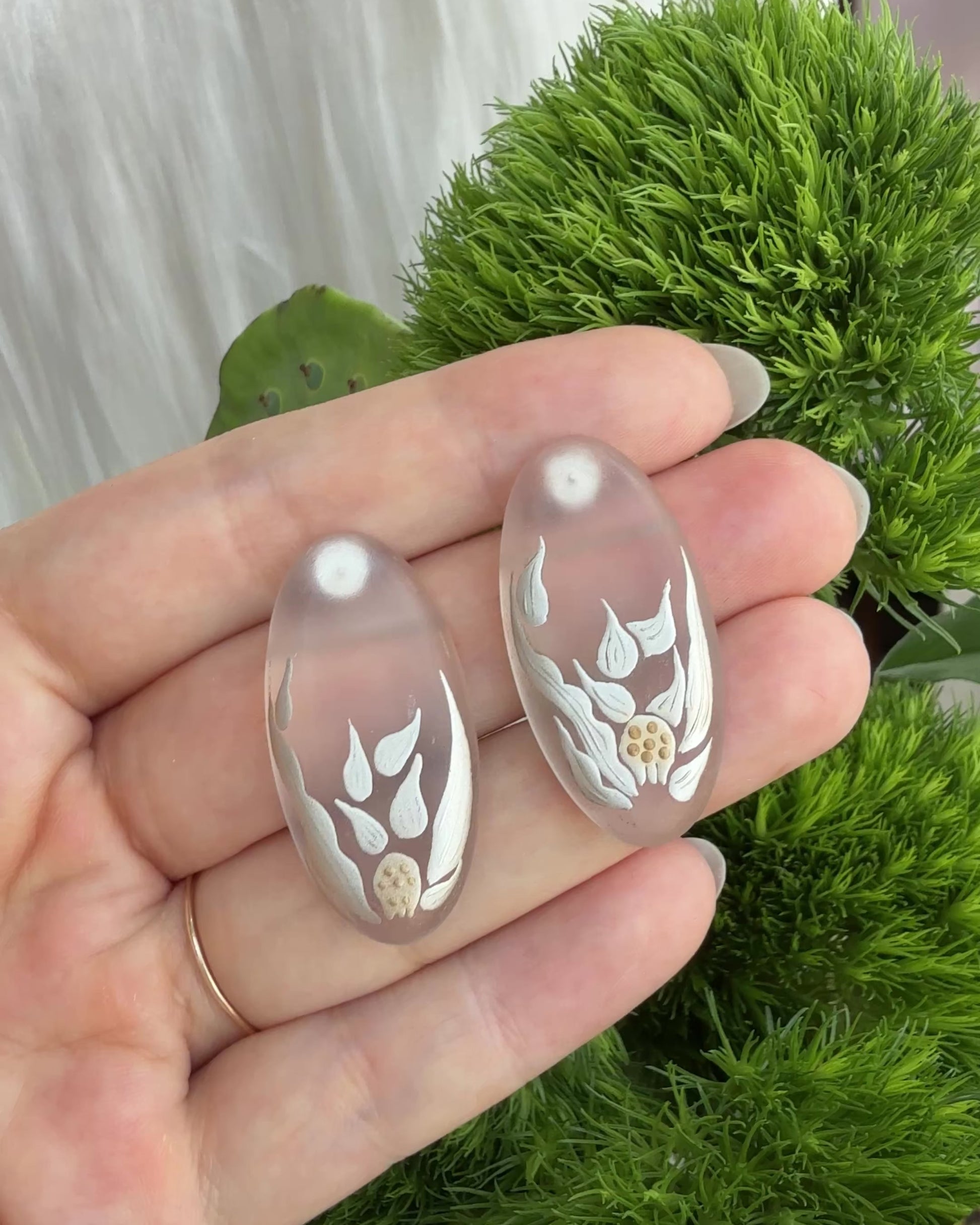 Crystal Hyacinth Lacquer Quasi-Maki-e Earrings