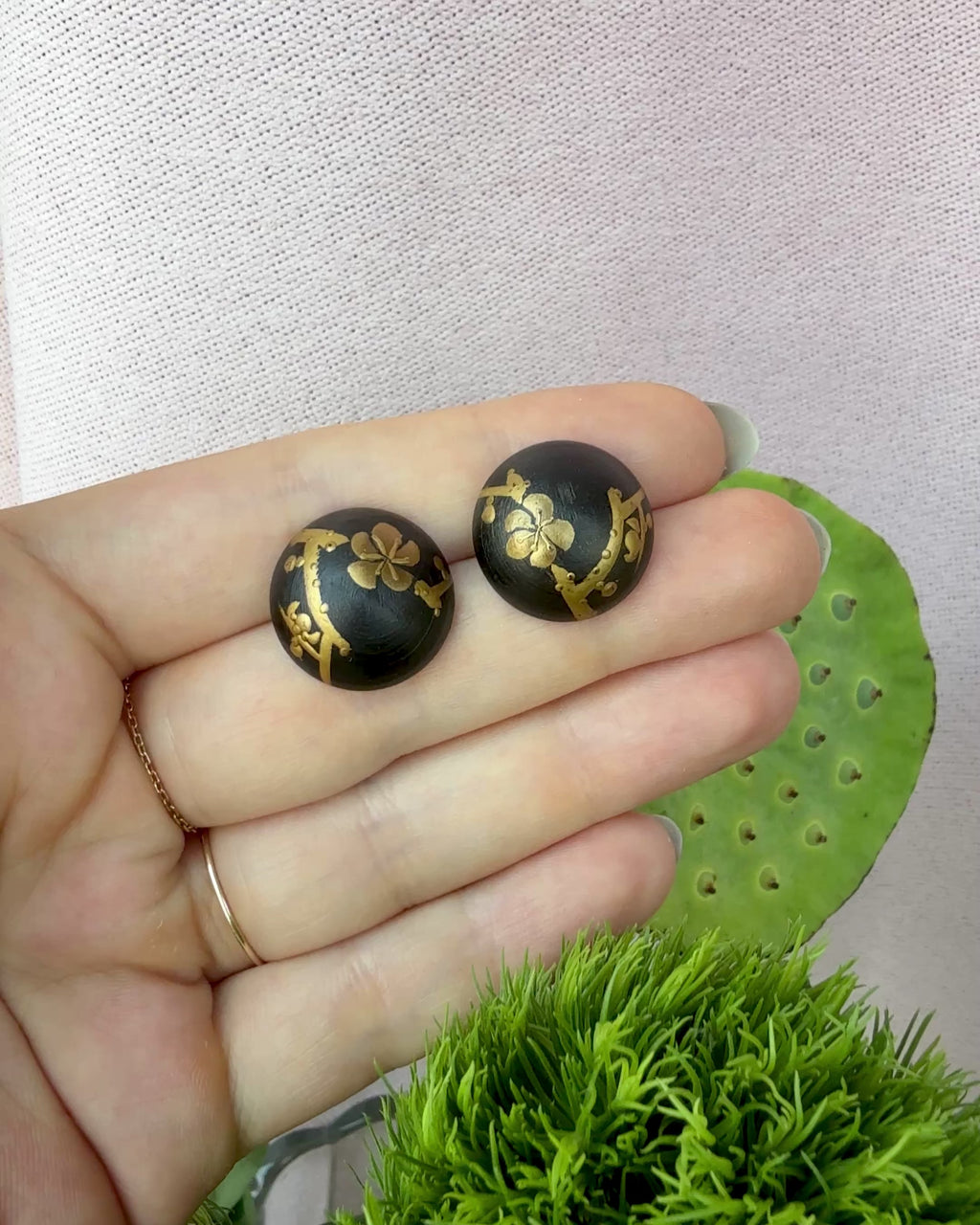 Plum Blossom Lacquer Quasi-Maki-e Stud Earrings