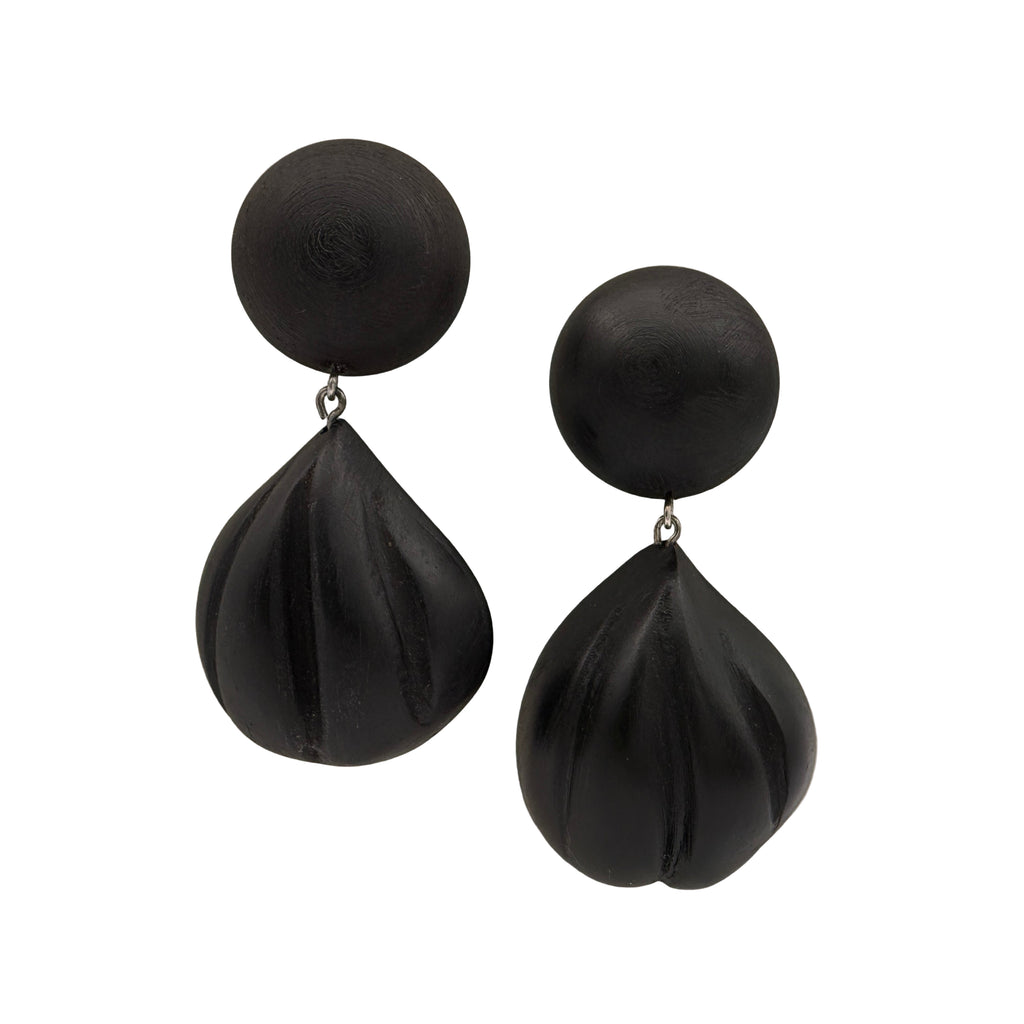 Seashell Lacquer Quasi-Maki-e Earrings — Black earrings with a teardrop design on a white background